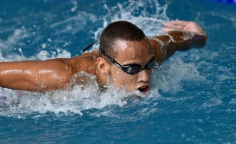 Антъни Иванов остана осми във финала на световното по плуване