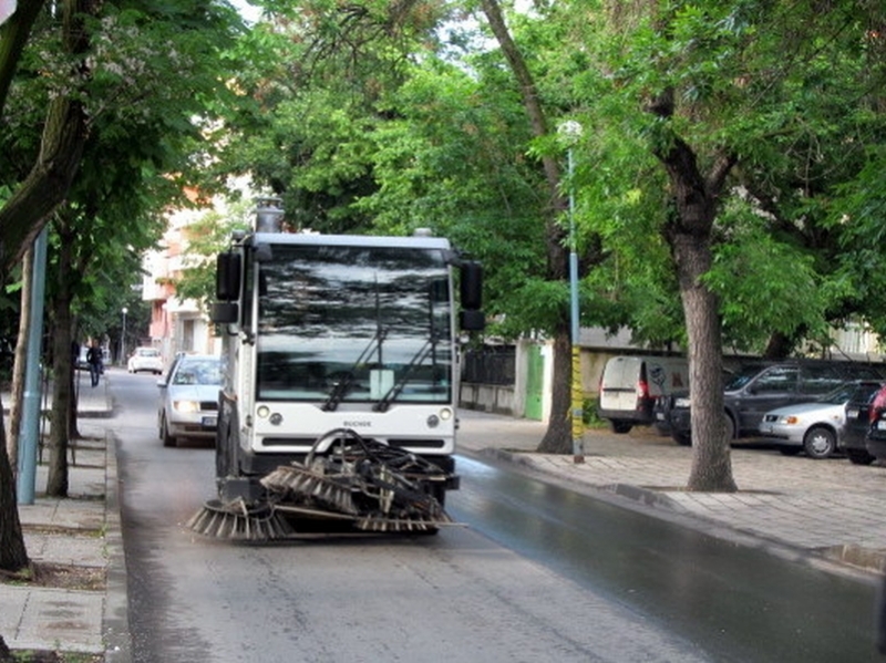 Лятно къпане на улиците в Пловдив! Вижте кога и къде ще се мие