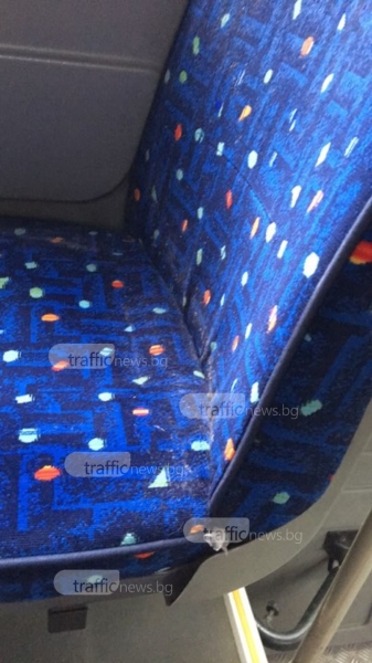 Пловдивчанка в градския транспорт: Как човек да седне на тези мръсни седалки? СНИМКИ
