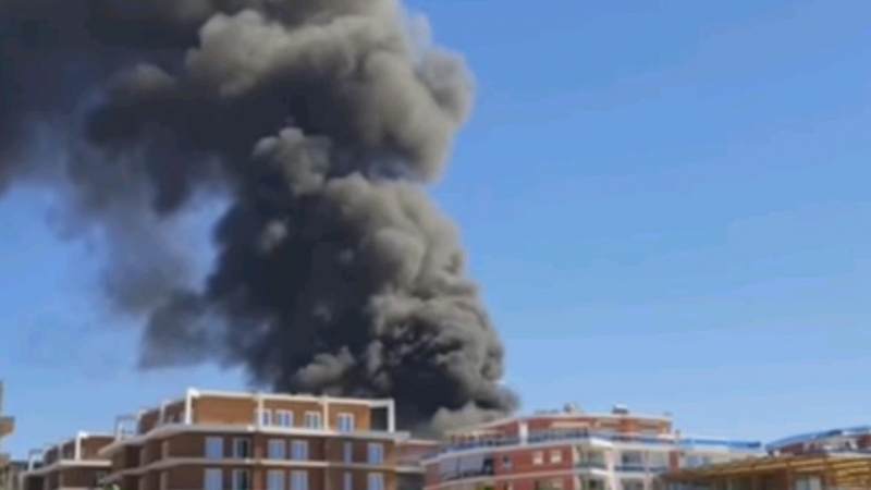 Над 20 души пострадаха при експлозия в албански курорт ВИДЕО
