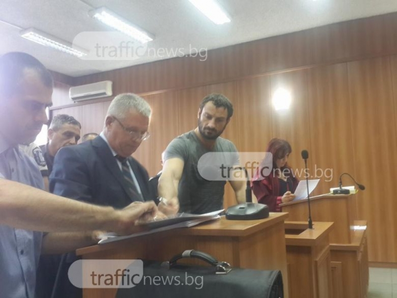 Перата остава в ареста, въпреки самарянските истории на адвокатите му