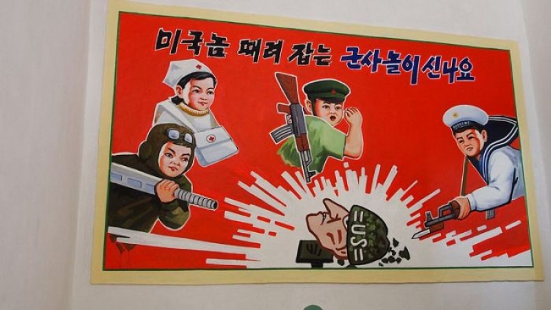 Пхенян нападна Южна Корея с тоалетна хартия