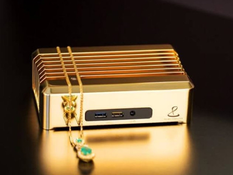 Глезотия за богати: Златен мини-компютър струва 1 милион долара СНИМКА