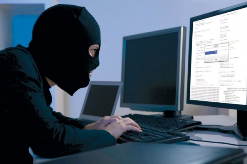 Хакери източиха 5 бона от сметката на бизнесмен
