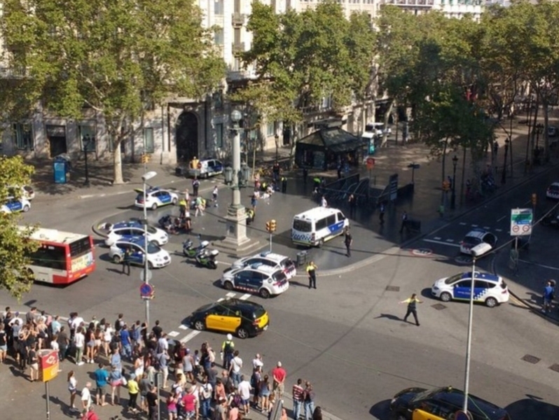 Терористите в Барселона планирали удар по катедралата “Саграда фамилия“