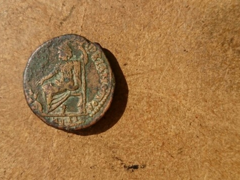 Изправят пред Пловдивския съд трима иманяри, укривали древни монети и културни ценности