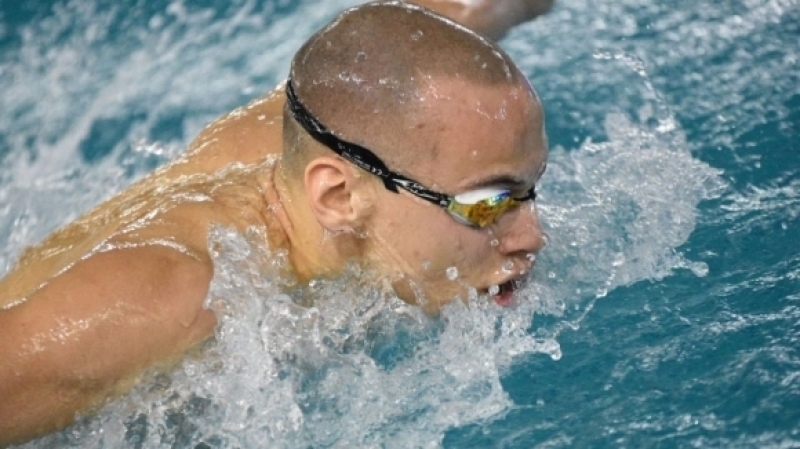 Българин с исторически медал от световно по плуване