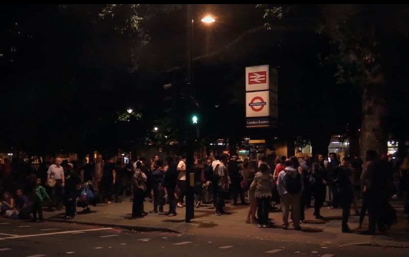 Евакуираха стотици души в Лондон заради взрив на електронна цигара