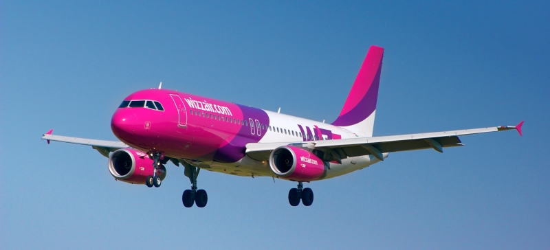 Превозиха изхвърлените пътници на Wizz Air с извънреден полет