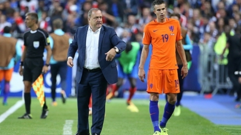 Холандия без две от звездите си срещу България в неделя