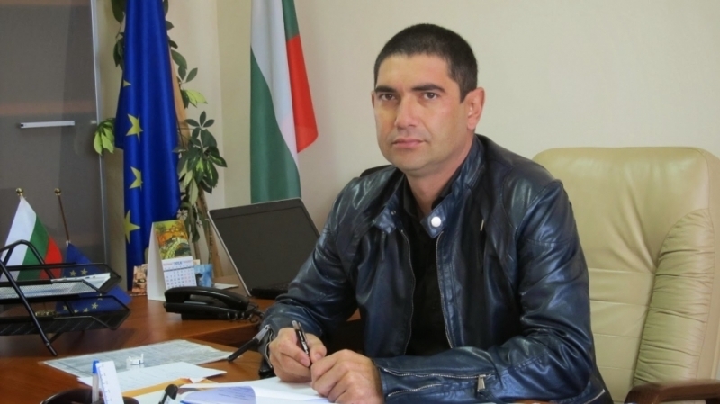 Лазар Влайков подава оставка, друг оглавява Общинския съвет в Септември