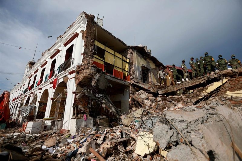 Вторичен трус разтресе Мексико, бедствието от последните дни взе живота на 65 души СНИМКИ