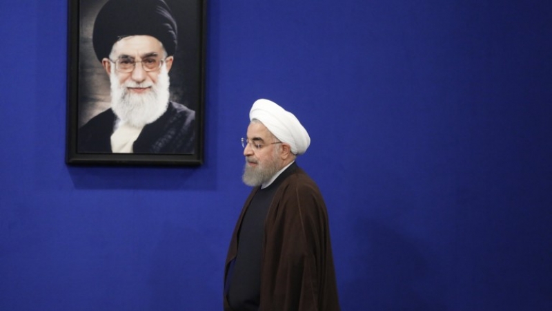 Реки от долари потекоха от Китай към Иран