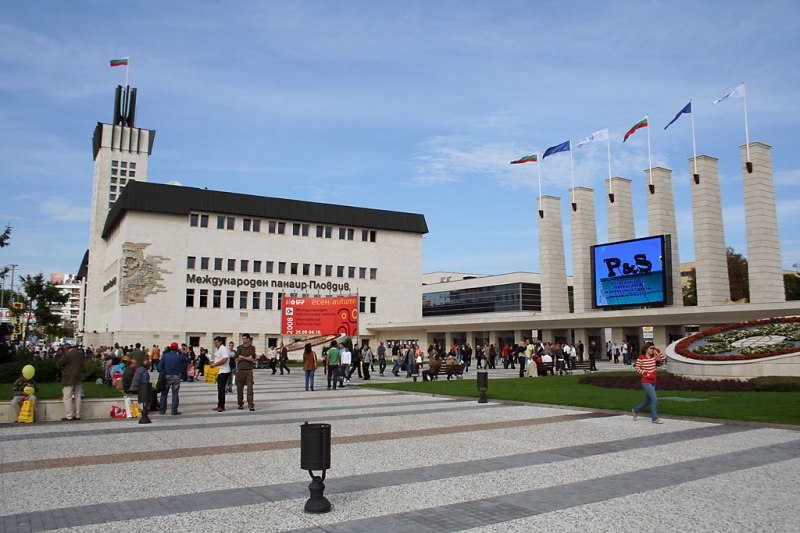 Министърът на икономиката идва днес в Пловдив, открива техническия панаир
