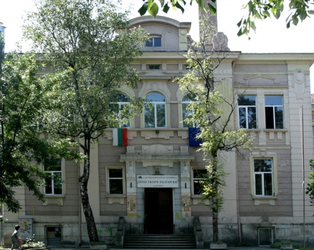 Шестокласник остана без далак след бой в училище