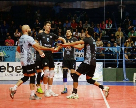 Пловдивски волейболен национал със страхотен мач срещу световния шампион