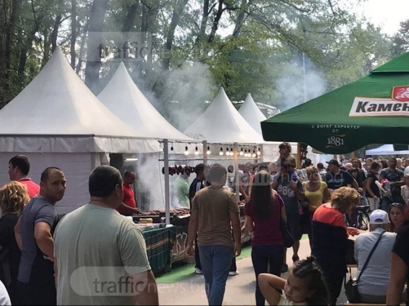 Концерт на открито огласява днес парк Лаута