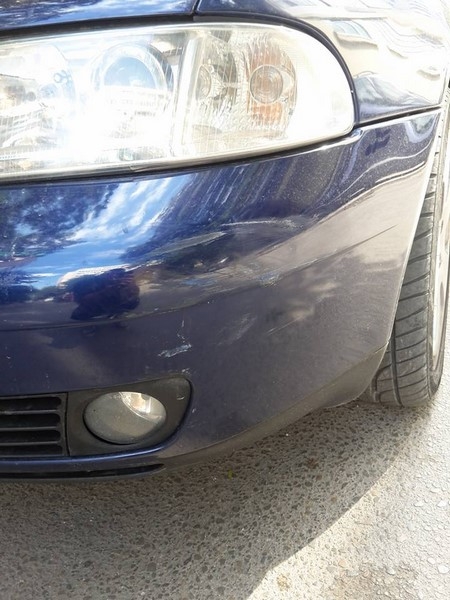 Шофьор за пример! Ожулиха кола, виновникът се извини с бележка СНИМКИ