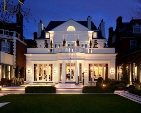 Троянски кон в къщата на Антъни Джошуа преди мача с Кобрата