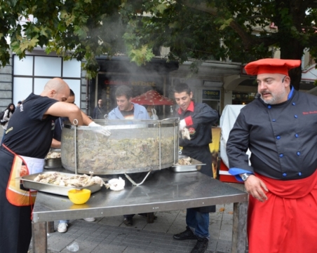 Разпъват голяма скара на Главната, Ути Бъчваров идва под тепетата