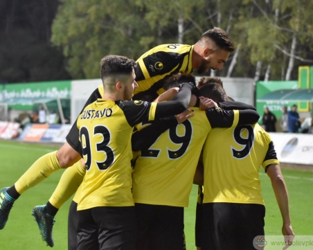 Ботев измъкна драматична победа с два гола в продължението