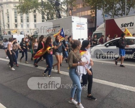 Каталунските власти празнуват победа, испанският премиер не приема резултатите