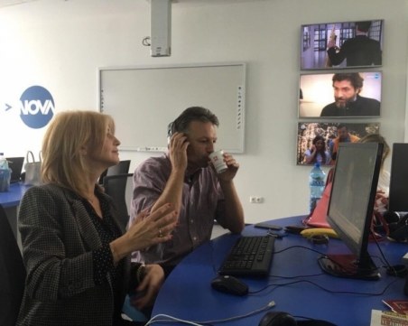 Нова водеща сяда до Ники Дойнов