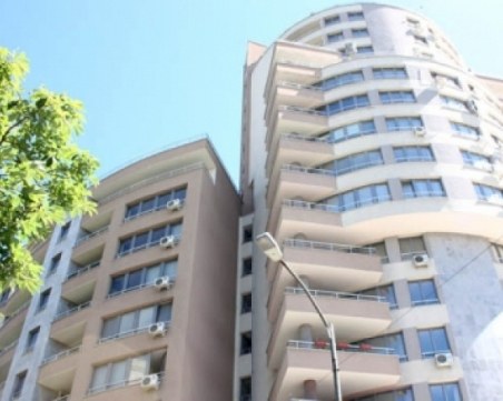 Писна ми от разни брокерски номера!, изригна финансист