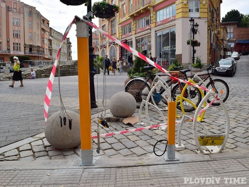 Поредна вандалщина в Пловдив: Плячкосаха инструментите от стойка за поправка на велосипеди