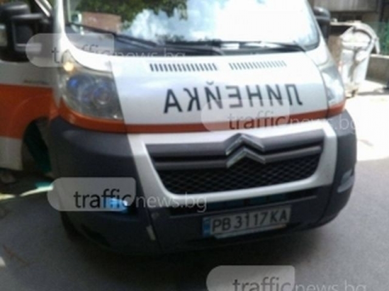 Шофьорка отнесе паркирани коли на “Хаджи Димитър