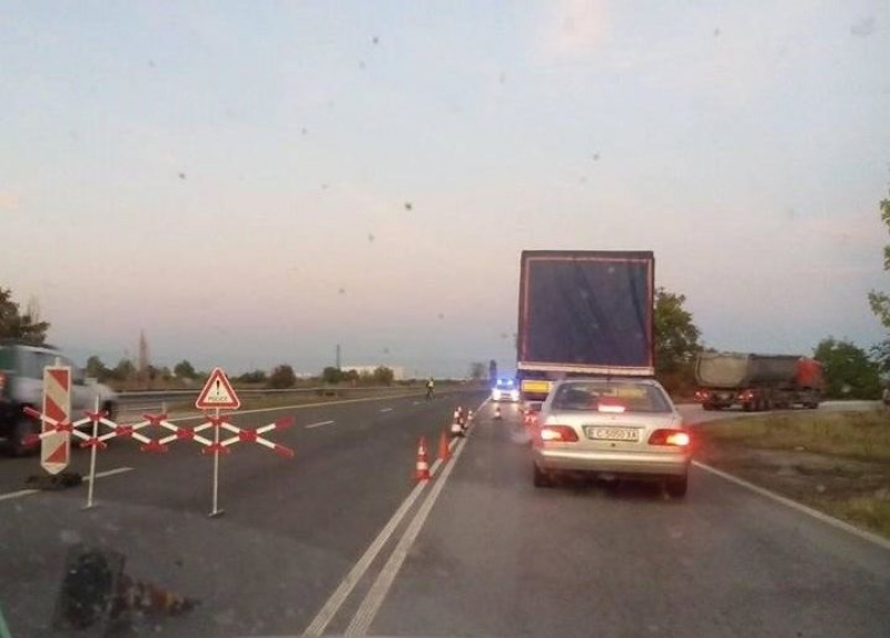 Тежка катастрофа на Тракия край Пловдив, загина шофьор