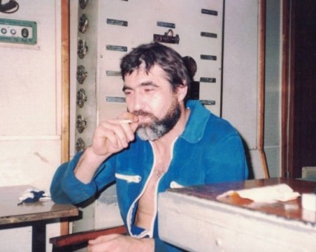 Пладнешки джебчия открадна 14 милиарда... години