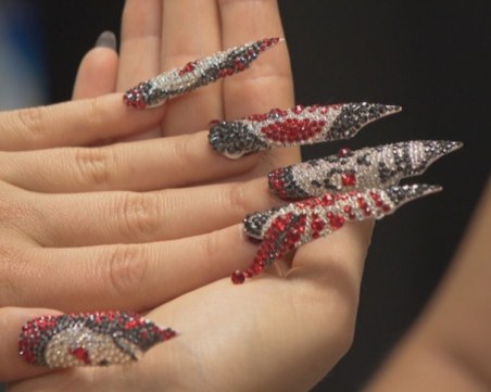 Българка влезе в Топ 10 на най-добрите маникюристки в света