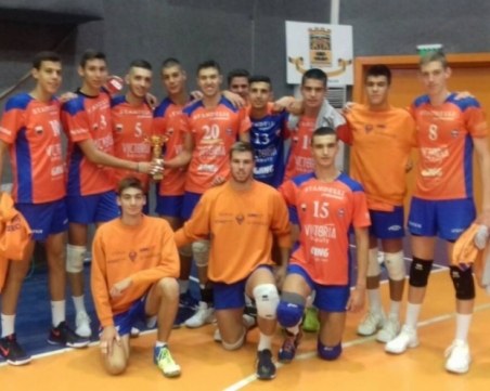 Виктория Волей надигра ВК Строител за 3-то място, Дунав спечели турнира