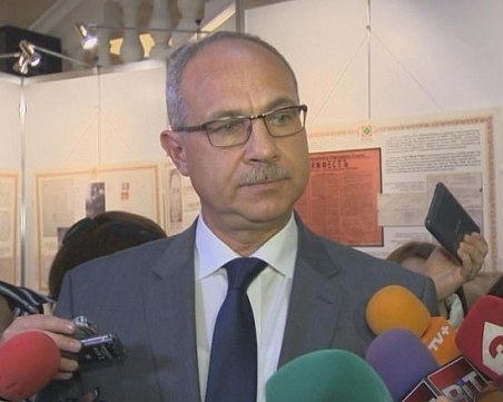 Антон Тодоров ще работи като журналист!