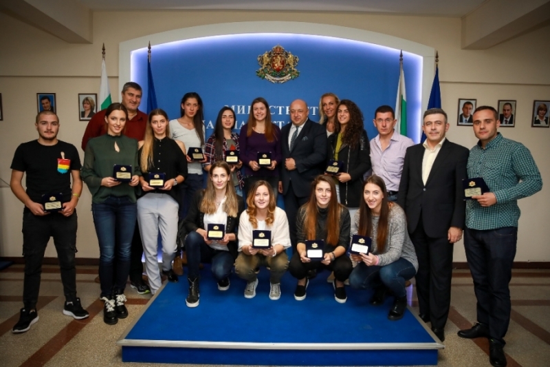 Три волейболистки на Марица с награди от спортния министър