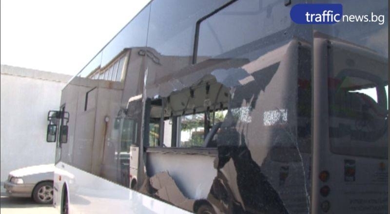 Два дни подред: Неизвестен обстрелва рейсове на градския транспорт в Пловдив