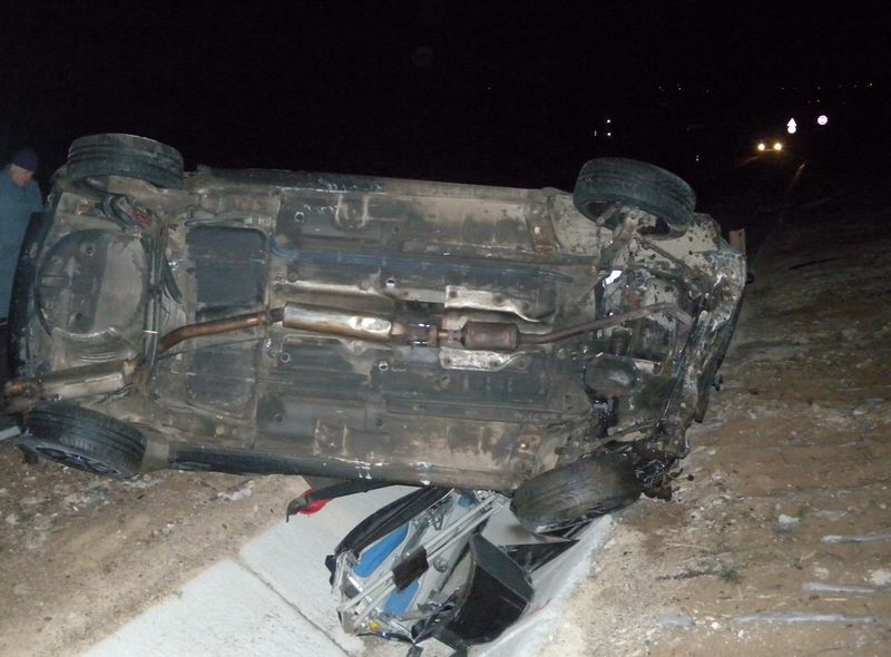 Пореден инцидент до Пловдив! Кола се обърна в канавката по таван на магистралата