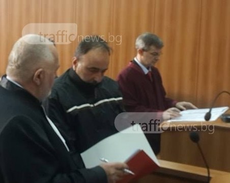 Оставиха в ареста зам.-шефа на 3-то районно в Пловдив СНИМКА