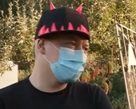 Версията на Владо Плацентата - лекарката може да му е посегнала, не той на нея