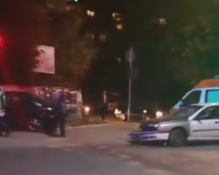 Лоша катастрофа в Кючука, има и линейка СНИМКА