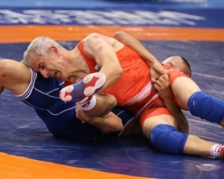 Още един комплект медали за борците ни от световното в Колодрума