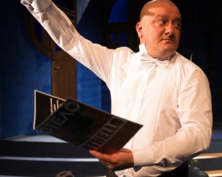 Приеха по спешност в болница актьора Стефан Щерев, има нужда от помощ