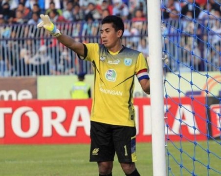 Нелепо: Вратар загина след сблъсък със съотборник