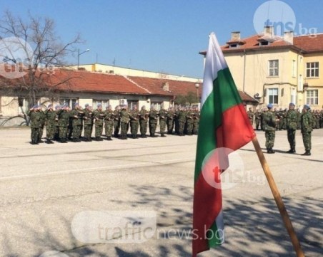 Валери Симеонов идва днес в Пловдив за празника на парашутистите