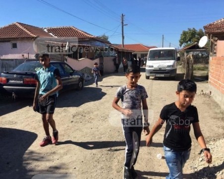 Задържаха 3-ма от ромите, пребили жестоко служители на Горското! Търсят останалите