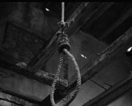 71-годишен се обеси на двора си в Пловдивско