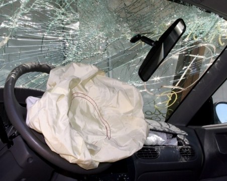 24-годишна жена загина в тежка катастрофа край Разград