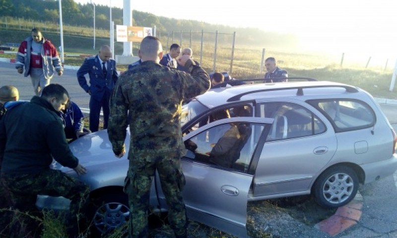 Пловдивски командоси помогнаха на катастрофирал шофьор на АМ 