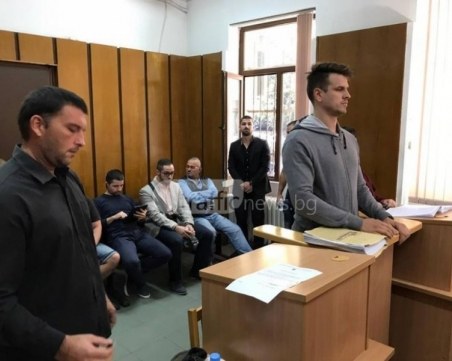 Гонка с мотори в основата на скандалната катастрофа между пловдивчанин и полицейски син?